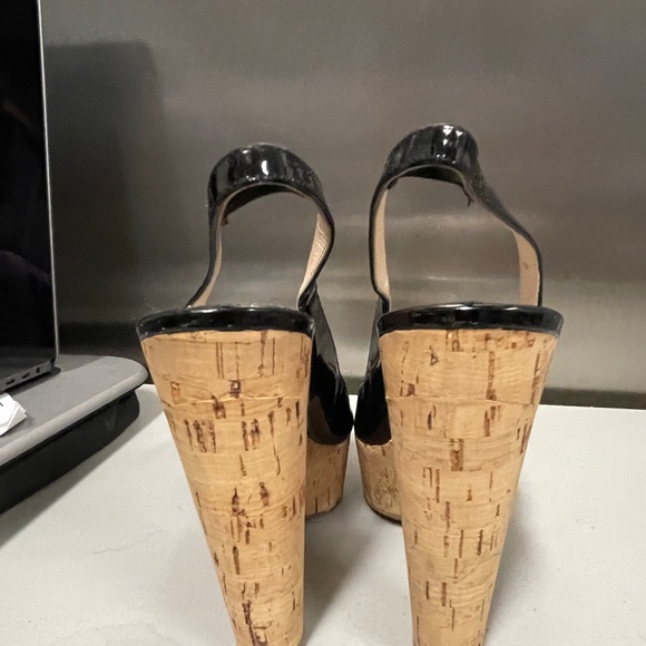 ❤️SOLD❤️Prada Patent Platform 35.5 - Picture 3 of 3